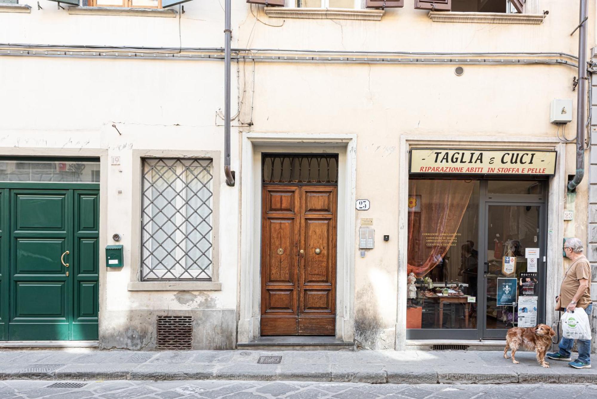 Lilla - Sweet Dreams In Florence Luaran gambar